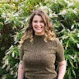 Meet your Posher, Danika